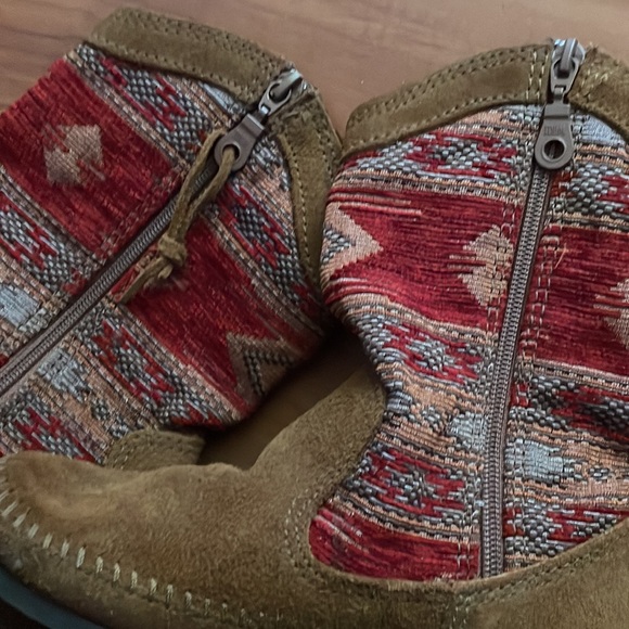 Minnetonka Baja boot - Picture 10 of 10